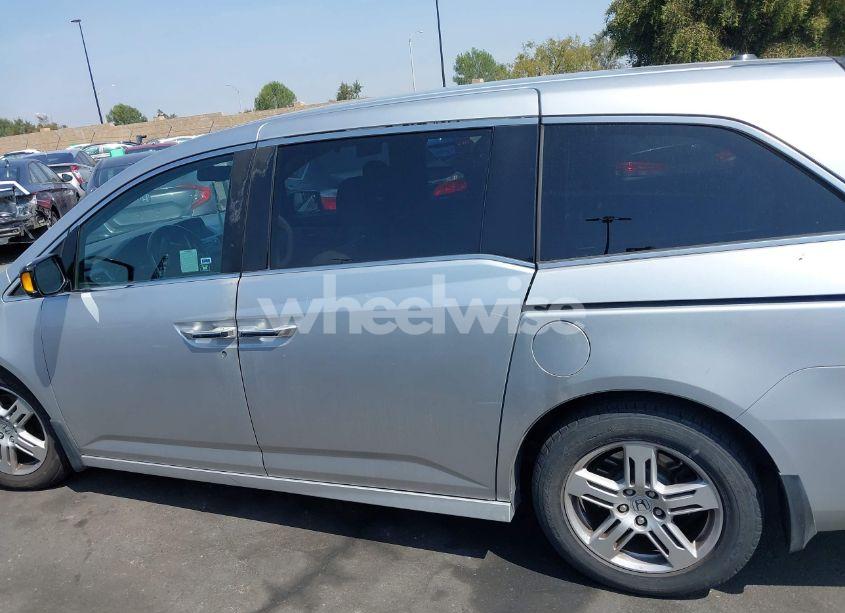 Photo 14 of 2012 Honda Odyssey TOURING/TOURING ELITE (VIN 5FNRL5H91CB004546)