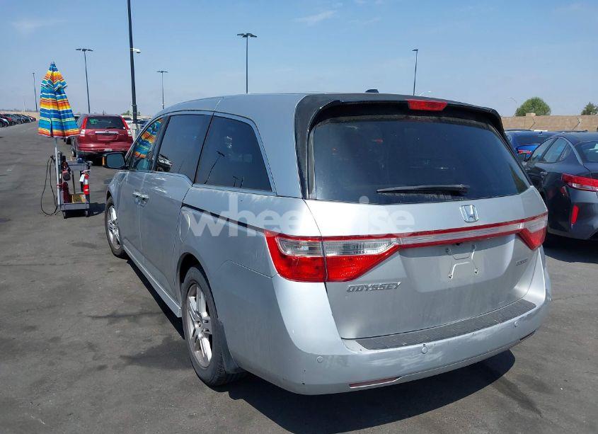 Photo 3 of 2012 Honda Odyssey TOURING/TOURING ELITE (VIN 5FNRL5H91CB004546)