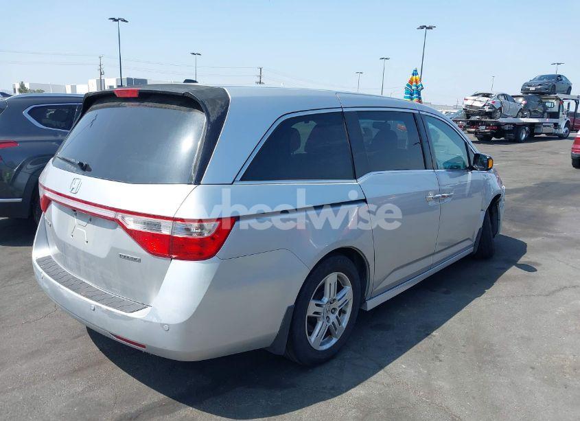 Photo 4 of 2012 Honda Odyssey TOURING/TOURING ELITE (VIN 5FNRL5H91CB004546)