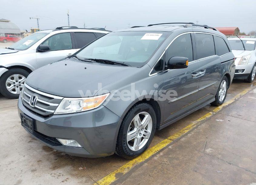 Photo 2 of 2012 Honda Odyssey TOURING/TOURING ELITE (VIN 5FNRL5H91CB081935)