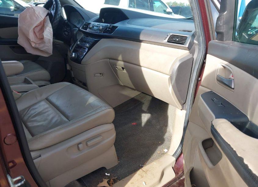 Photo 5 of 2012 Honda Odyssey TOURING/TOURING ELITE (VIN 5FNRL5H91CB099156)