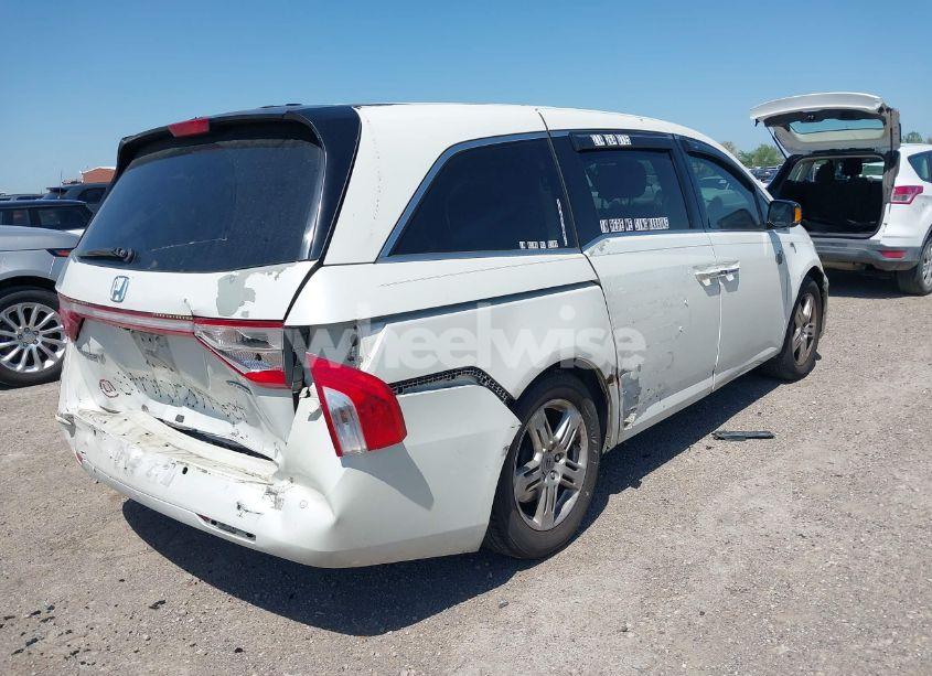 Photo 4 of 2012 Honda Odyssey TOURING/TOURING ELITE (VIN 5FNRL5H91CB145570)