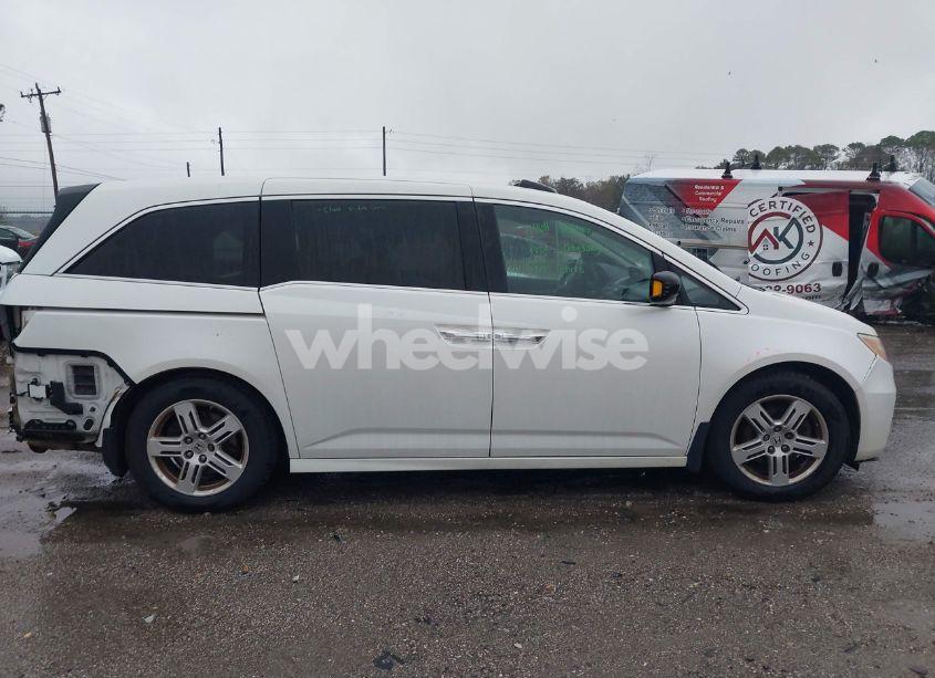 Photo 14 of 2013 Honda Odyssey TOURING/TOURING ELITE (VIN 5FNRL5H91DB054705)