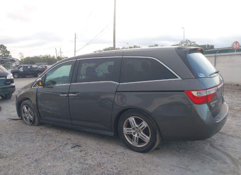 Photo 14 of 2013 Honda Odyssey TOURING/TOURING ELITE (VIN 5FNRL5H91DB078681)