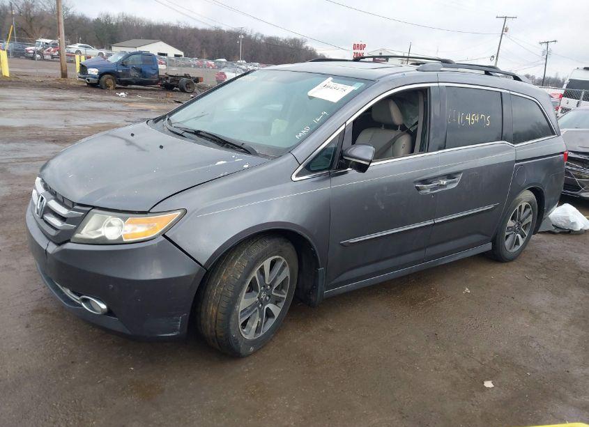 Photo 2 of 2014 Honda Odyssey TOURING/TOURING ELITE (VIN 5FNRL5H91EB068377)