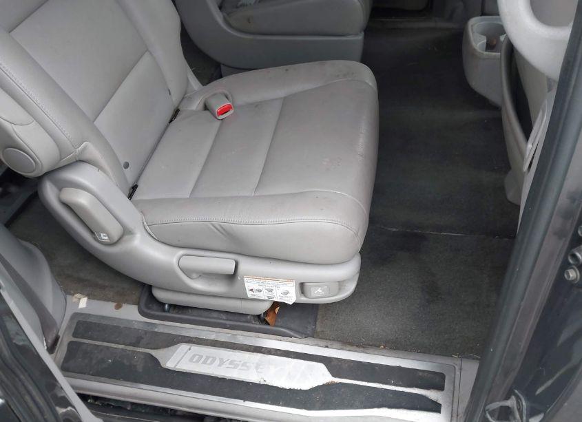 Photo 8 of 2014 Honda Odyssey TOURING/TOURING ELITE (VIN 5FNRL5H91EB068377)