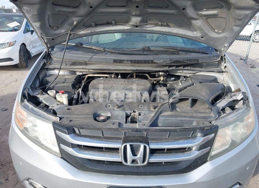 Photo 10 of 2014 Honda Odyssey TOURING/TOURING ELITE (VIN 5FNRL5H91EB094364)