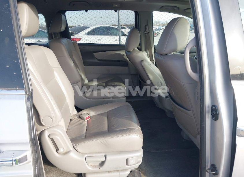 Photo 8 of 2014 Honda Odyssey TOURING/TOURING ELITE (VIN 5FNRL5H91EB094364)