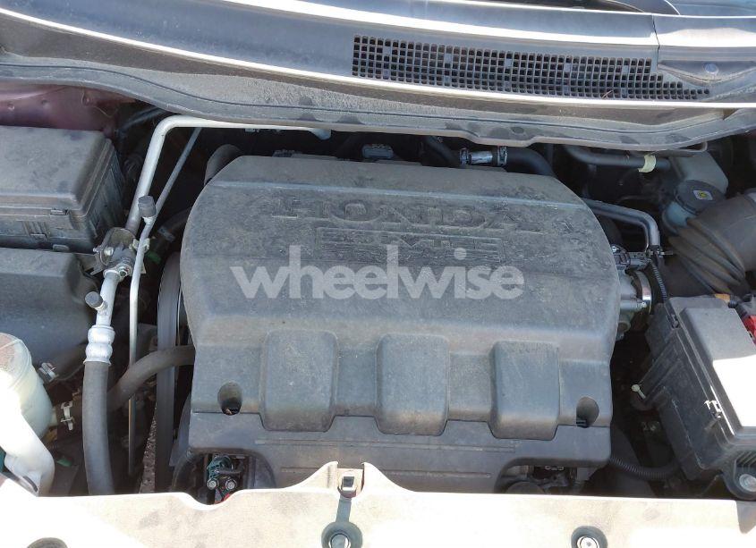 Photo 10 of 2016 Honda Odyssey TOURING/TOURING ELITE (VIN 5FNRL5H91GB062257)