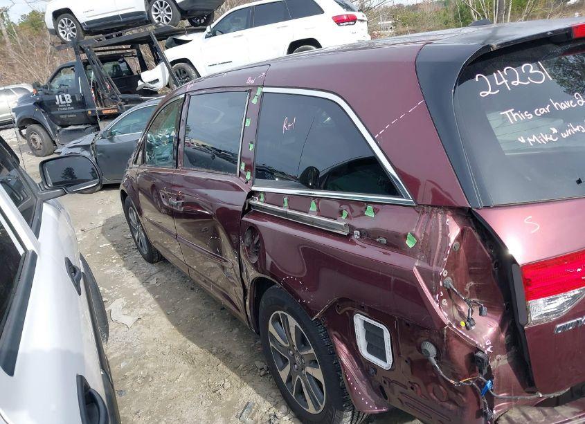 Photo 14 of 2016 Honda Odyssey TOURING/TOURING ELITE (VIN 5FNRL5H91GB110100)