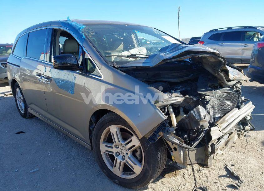 2011 Honda Odyssey TOURING/TOURING ELITE (VIN 5FNRL5H92BB024920) main photo