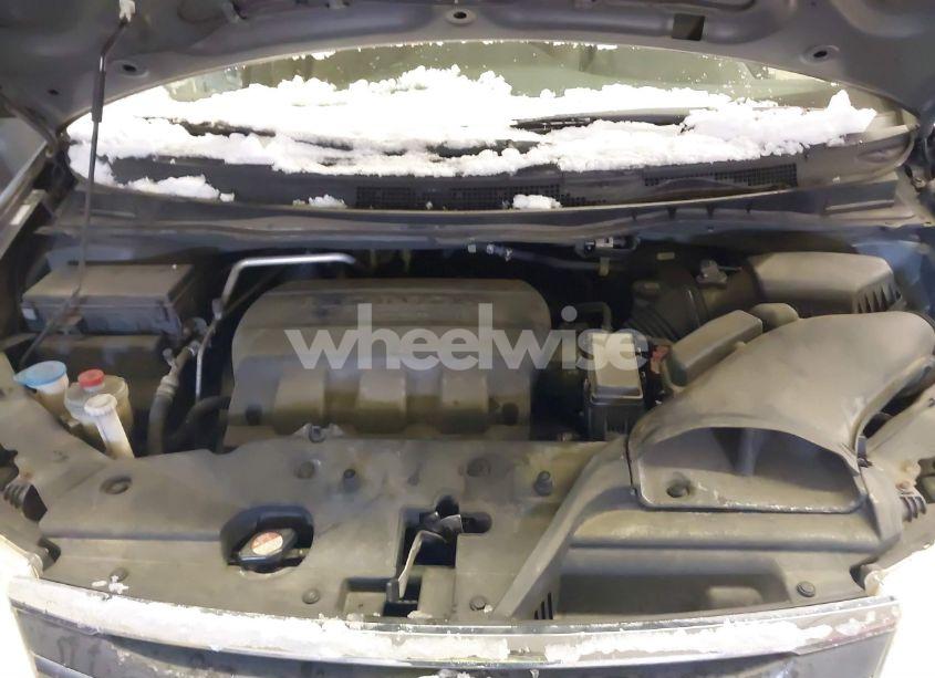 Photo 10 of 2011 Honda Odyssey TOURING/TOURING ELITE (VIN 5FNRL5H92BB031205)