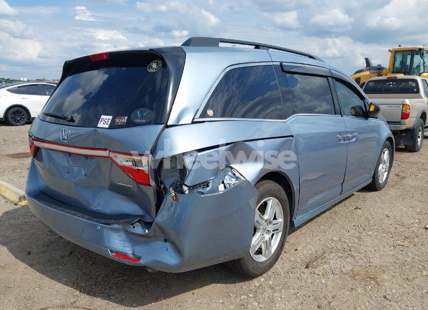 Photo 4 of 2011 Honda Odyssey TOURING/TOURING ELITE (VIN 5FNRL5H92BB033245)