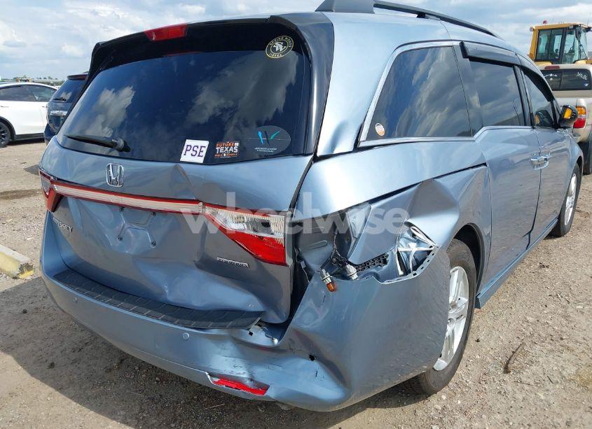 Photo 6 of 2011 Honda Odyssey TOURING/TOURING ELITE (VIN 5FNRL5H92BB033245)