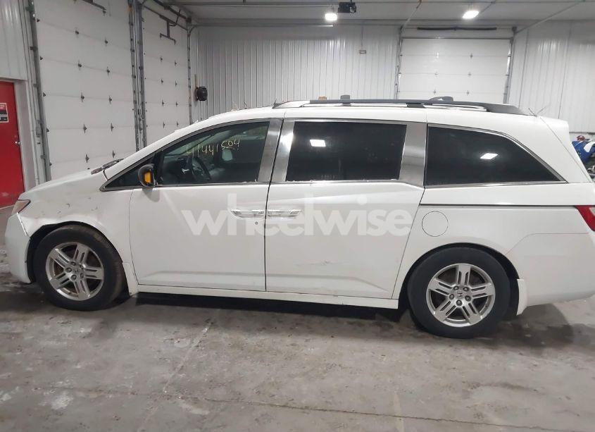 Photo 14 of 2012 Honda Odyssey TOURING/TOURING ELITE (VIN 5FNRL5H92CB013885)