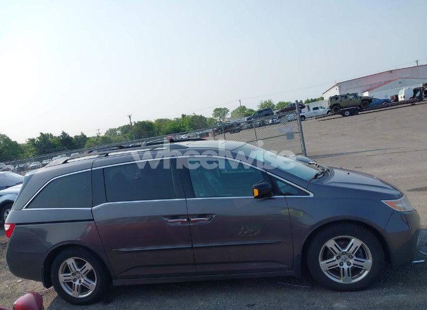 Photo 13 of 2012 Honda Odyssey TOURING/TOURING ELITE (VIN 5FNRL5H92CB059118)