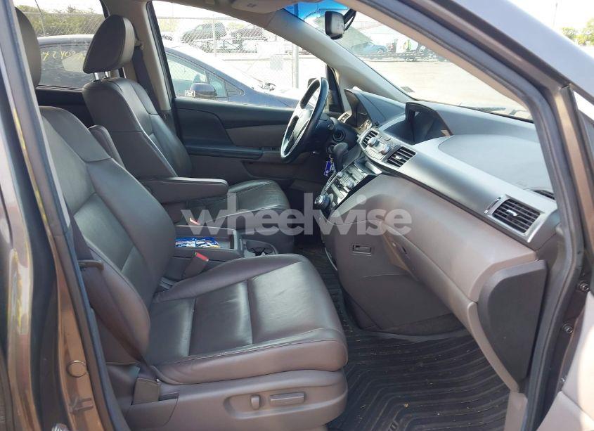 Photo 5 of 2012 Honda Odyssey TOURING/TOURING ELITE (VIN 5FNRL5H92CB059118)