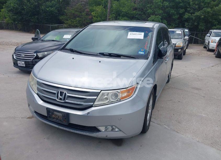 Photo 11 of 2012 Honda Odyssey TOURING/TOURING ELITE (VIN 5FNRL5H92CB110391)