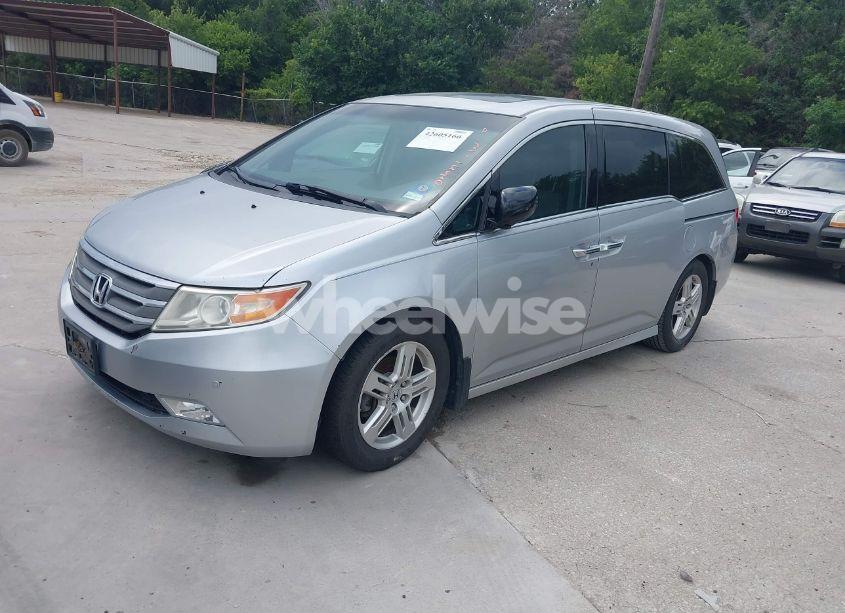 Photo 2 of 2012 Honda Odyssey TOURING/TOURING ELITE (VIN 5FNRL5H92CB110391)