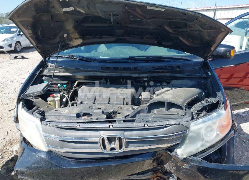 Photo 10 of 2013 Honda Odyssey TOURING/TOURING ELITE (VIN 5FNRL5H92DB018876)