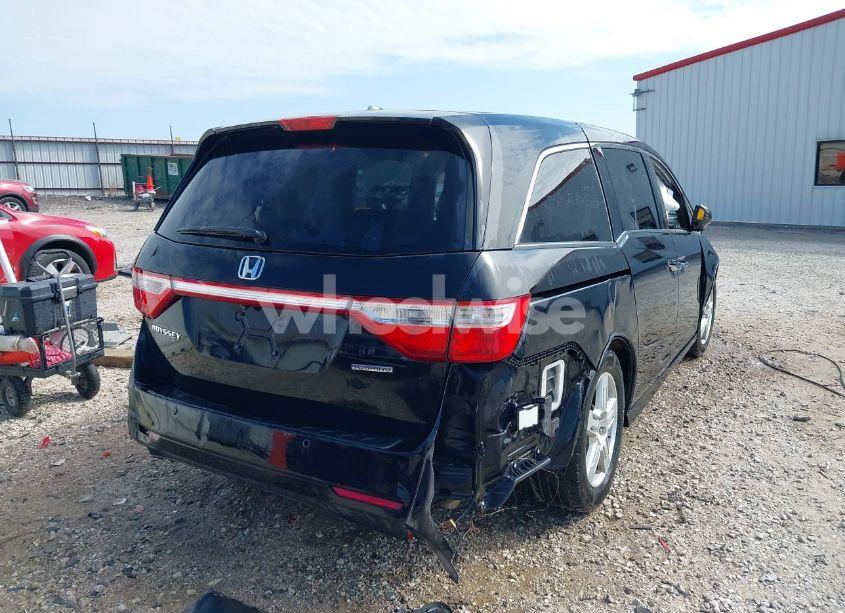 Photo 4 of 2013 Honda Odyssey TOURING/TOURING ELITE (VIN 5FNRL5H92DB018876)