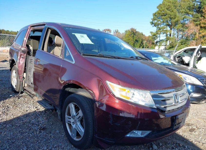 2013 Honda Odyssey TOURING/TOURING ELITE (VIN 5FNRL5H92DB048752) main photo