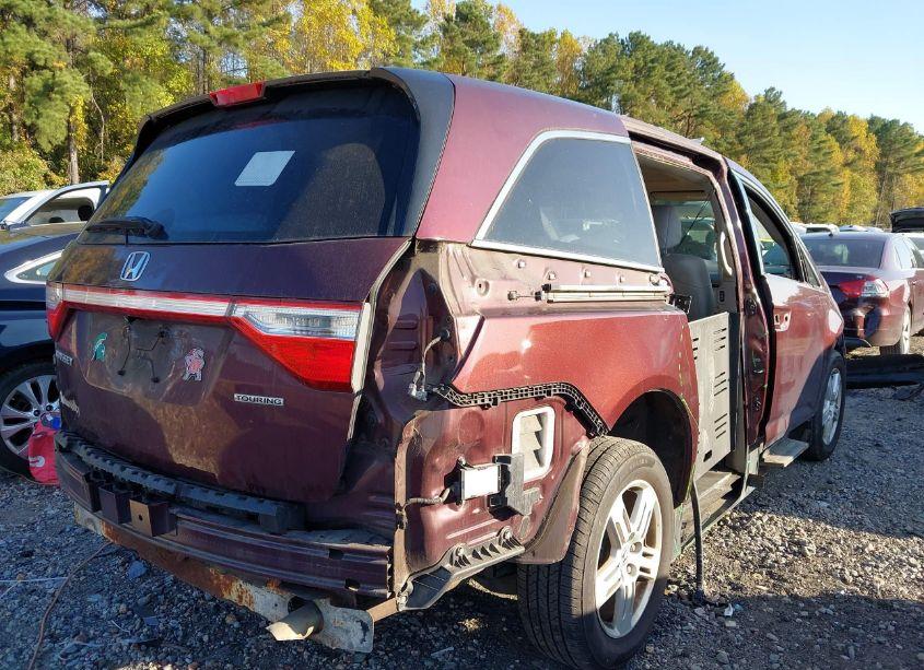 Photo 4 of 2013 Honda Odyssey TOURING/TOURING ELITE (VIN 5FNRL5H92DB048752)