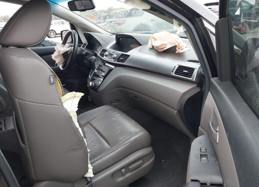 Photo 5 of 2013 Honda Odyssey TOURING/TOURING ELITE (VIN 5FNRL5H92DB066264)