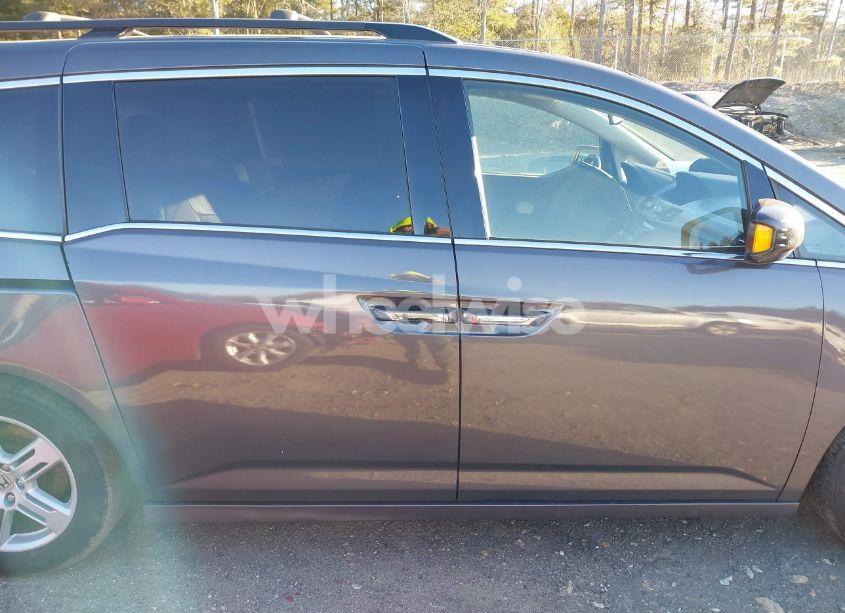 Photo 13 of 2013 Honda Odyssey TOURING/TOURING ELITE (VIN 5FNRL5H92DB071464)