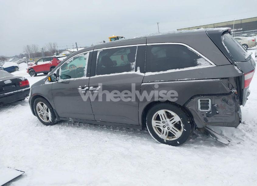 Photo 15 of 2013 Honda Odyssey TOURING/TOURING ELITE (VIN 5FNRL5H92DB087728)