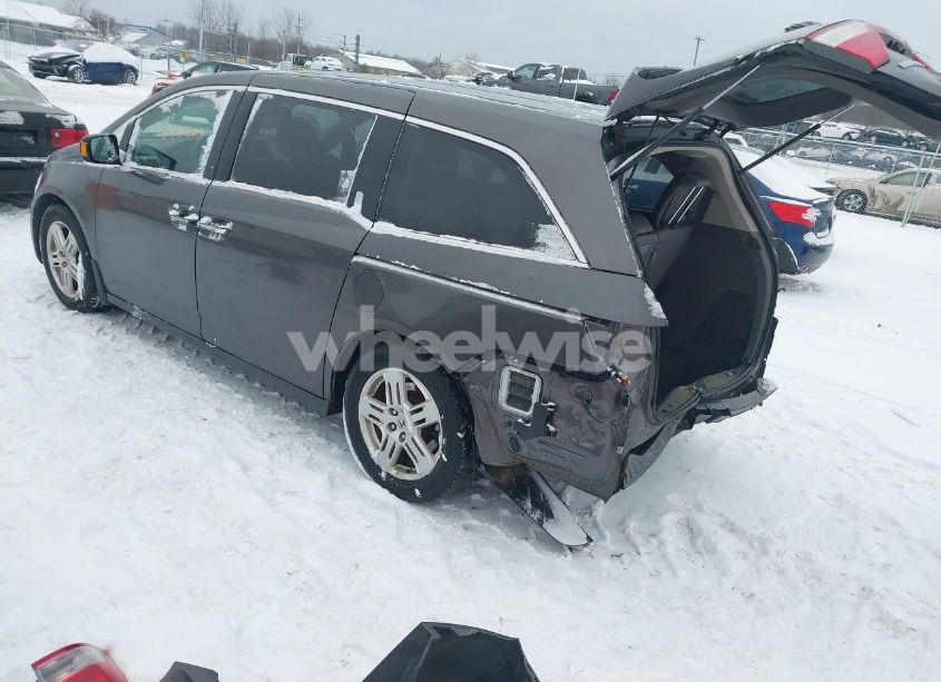 Photo 3 of 2013 Honda Odyssey TOURING/TOURING ELITE (VIN 5FNRL5H92DB087728)