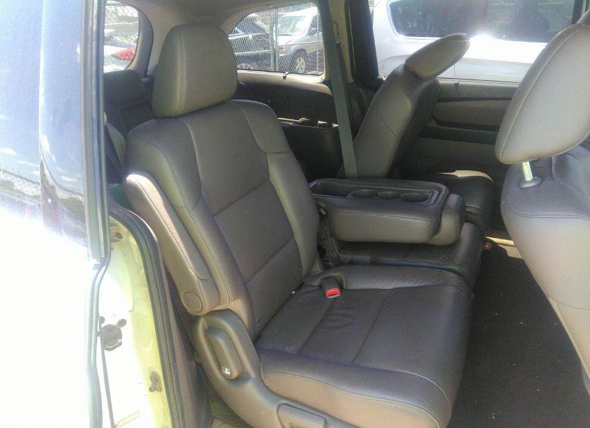 Photo 8 of 2015 Honda Odyssey TOURING/TOURING ELITE (VIN 5FNRL5H92FB052318)