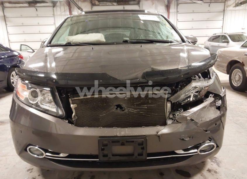 Photo 13 of 2016 Honda Odyssey TOURING/TOURING ELITE (VIN 5FNRL5H92GB045824)