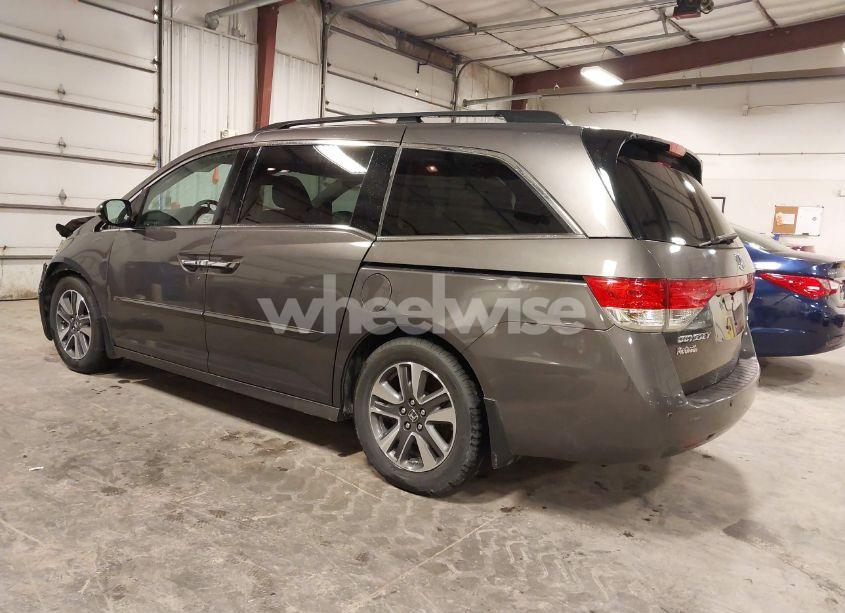 Photo 3 of 2016 Honda Odyssey TOURING/TOURING ELITE (VIN 5FNRL5H92GB045824)