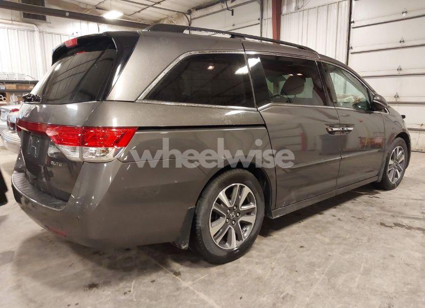 Photo 4 of 2016 Honda Odyssey TOURING/TOURING ELITE (VIN 5FNRL5H92GB045824)