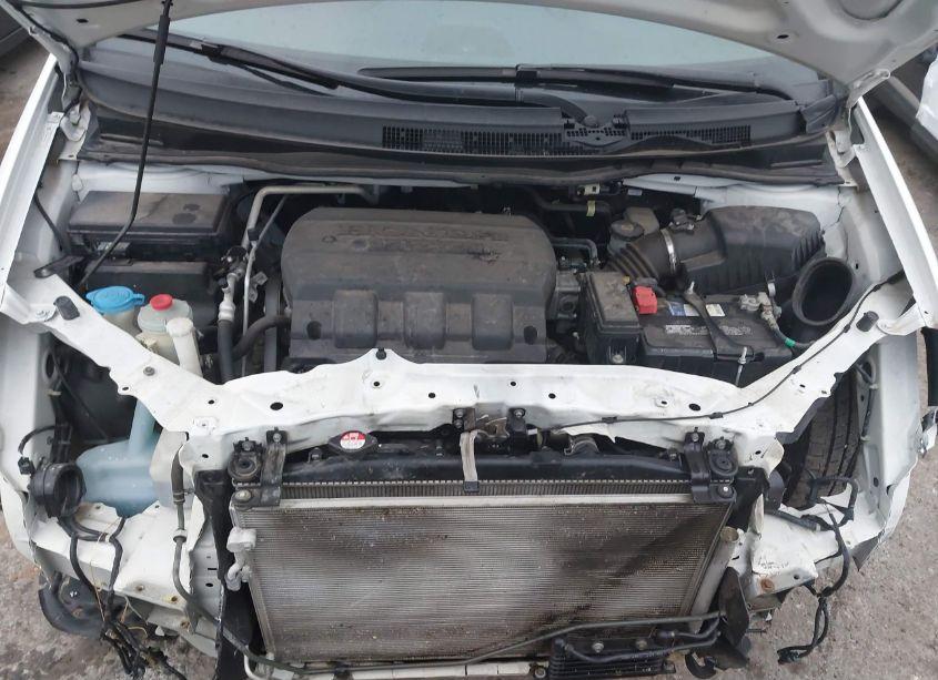 Photo 10 of 2016 Honda Odyssey TOURING/TOURING ELITE (VIN 5FNRL5H92GB085059)