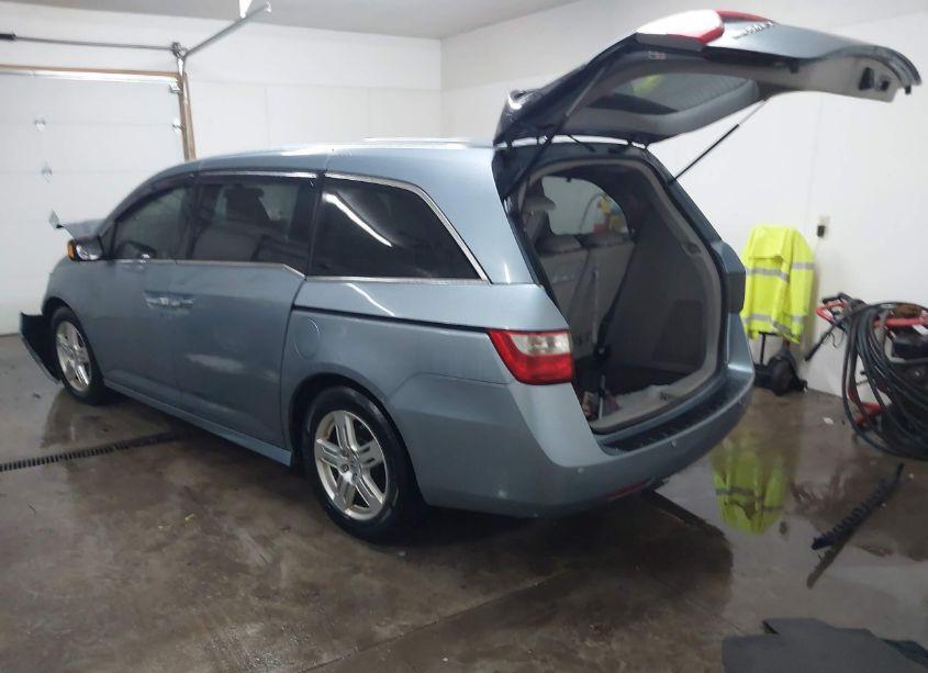 Photo 3 of 2011 Honda Odyssey TOURING/TOURING ELITE (VIN 5FNRL5H93BB020441)