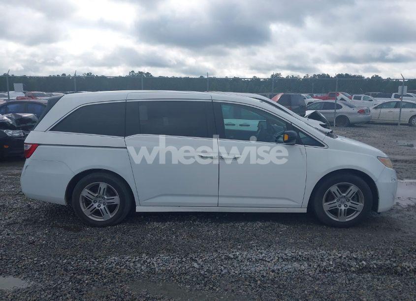 Photo 13 of 2011 Honda Odyssey TOURING/TOURING ELITE (VIN 5FNRL5H93BB025168)
