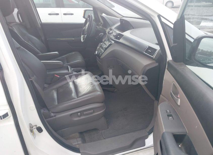 Photo 5 of 2011 Honda Odyssey TOURING/TOURING ELITE (VIN 5FNRL5H93BB025168)