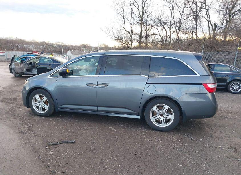 Photo 15 of 2011 Honda Odyssey TOURING/TOURING ELITE (VIN 5FNRL5H93BB025378)