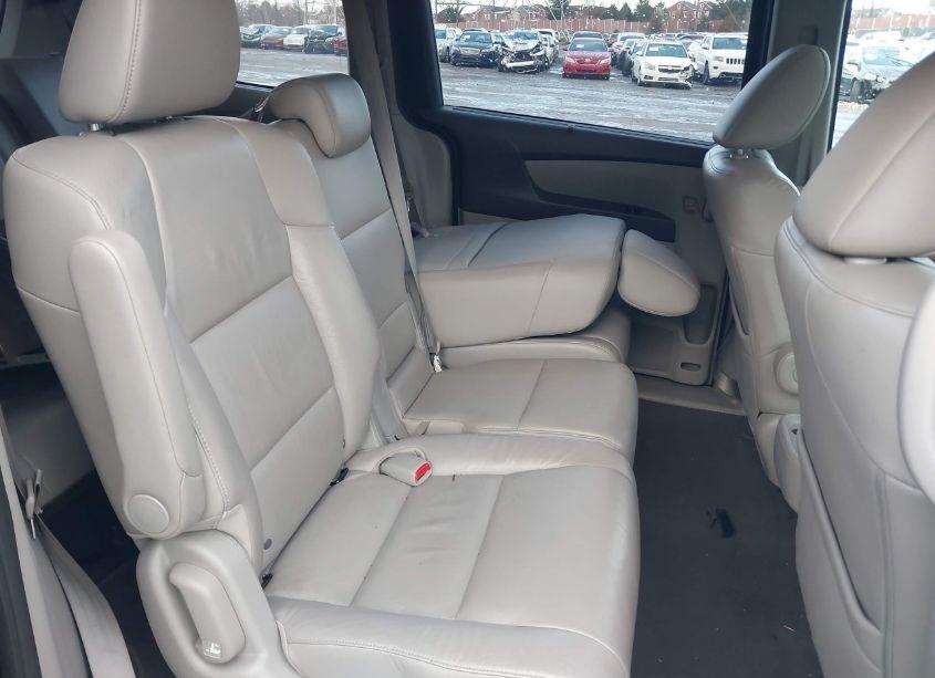 Photo 8 of 2011 Honda Odyssey TOURING/TOURING ELITE (VIN 5FNRL5H93BB025378)