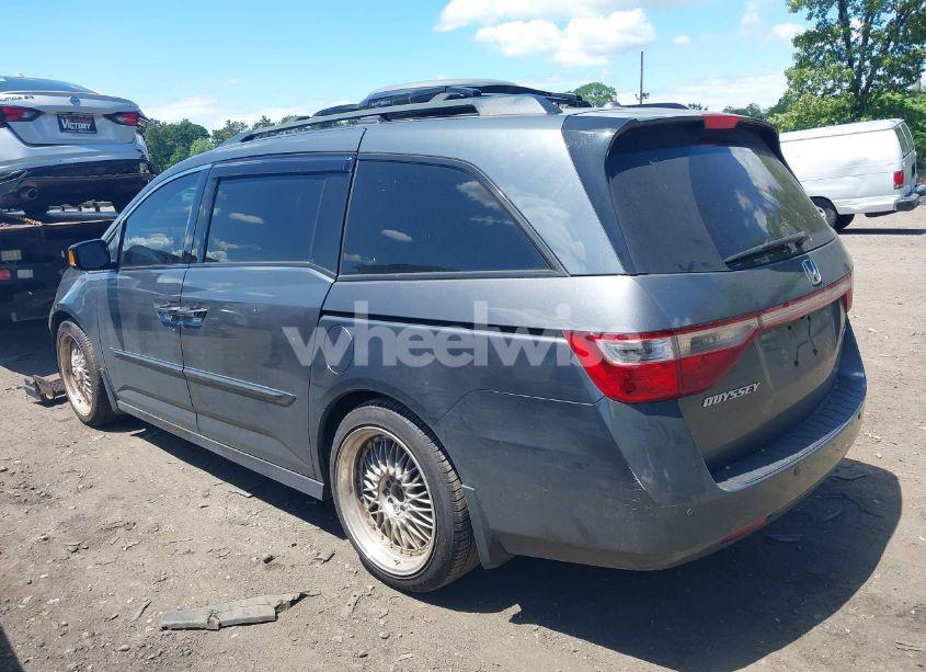 Photo 3 of 2011 Honda Odyssey TOURING/TOURING ELITE (VIN 5FNRL5H93BB027597)