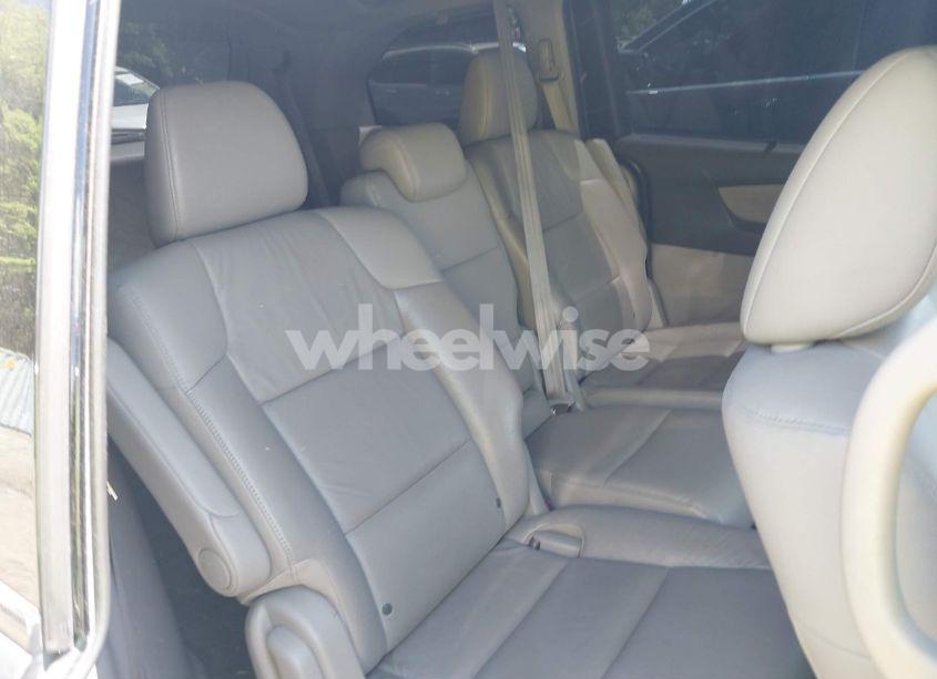 Photo 8 of 2011 Honda Odyssey TOURING/TOURING ELITE (VIN 5FNRL5H93BB027597)