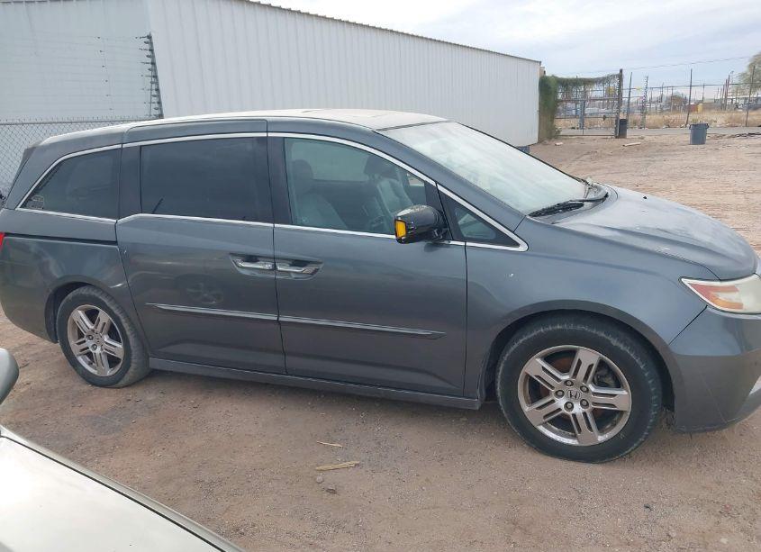 Photo 13 of 2011 Honda Odyssey TOURING/TOURING ELITE (VIN 5FNRL5H93BB036591)