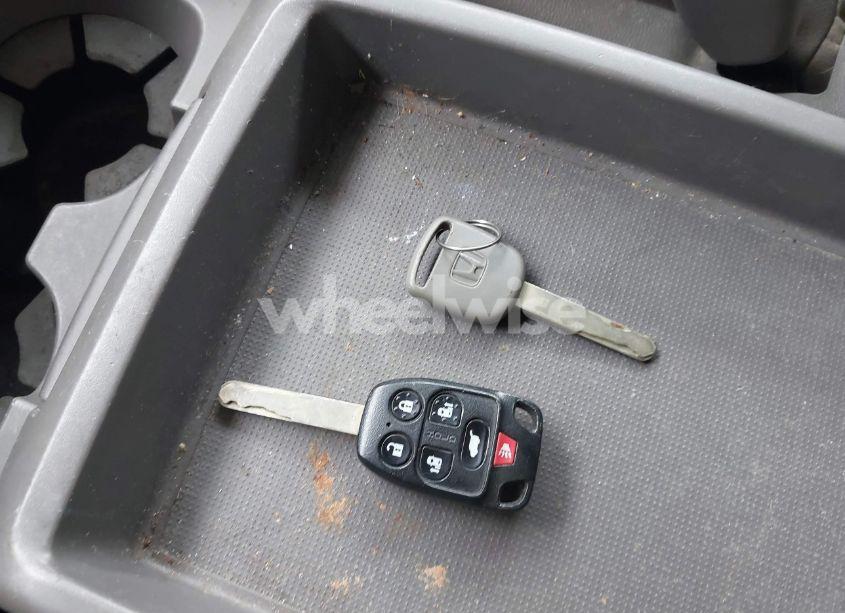 Photo 11 of 2011 Honda Odyssey TOURING/TOURING ELITE (VIN 5FNRL5H93BB104596)