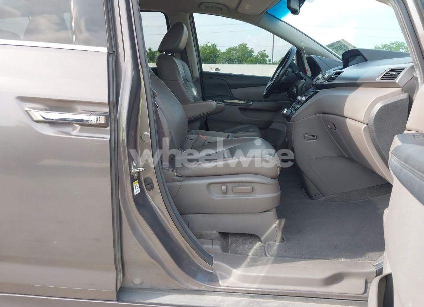 Photo 5 of 2012 Honda Odyssey TOURING/TOURING ELITE (VIN 5FNRL5H93CB071679)