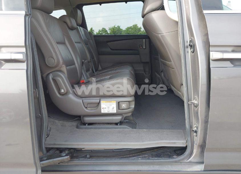 Photo 8 of 2012 Honda Odyssey TOURING/TOURING ELITE (VIN 5FNRL5H93CB071679)