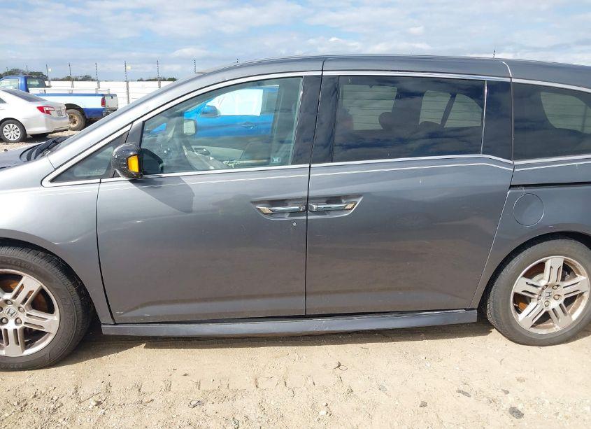 Photo 14 of 2012 Honda Odyssey TOURING/TOURING ELITE (VIN 5FNRL5H93CB103904)