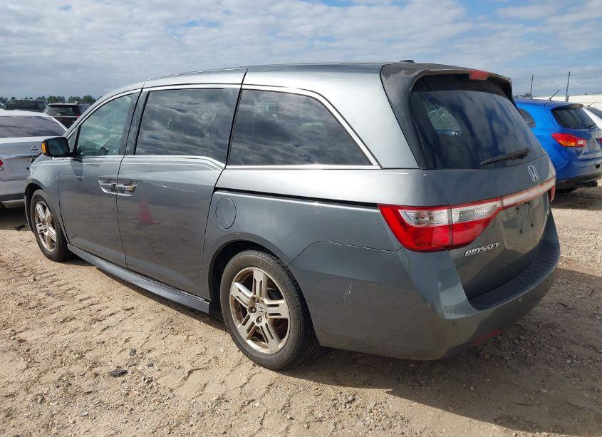 Photo 3 of 2012 Honda Odyssey TOURING/TOURING ELITE (VIN 5FNRL5H93CB103904)