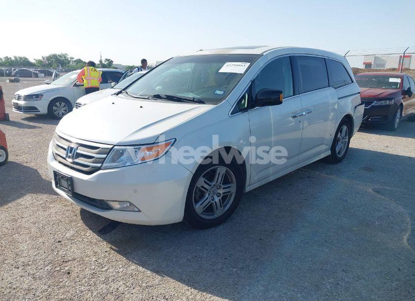 Photo 2 of 2012 Honda Odyssey TOURING/TOURING ELITE (VIN 5FNRL5H93CB125241)